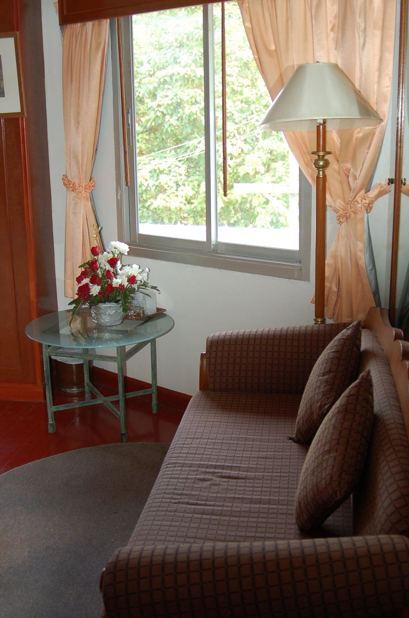 The Orchid Hotel Kalim Bay Patong Exterior foto