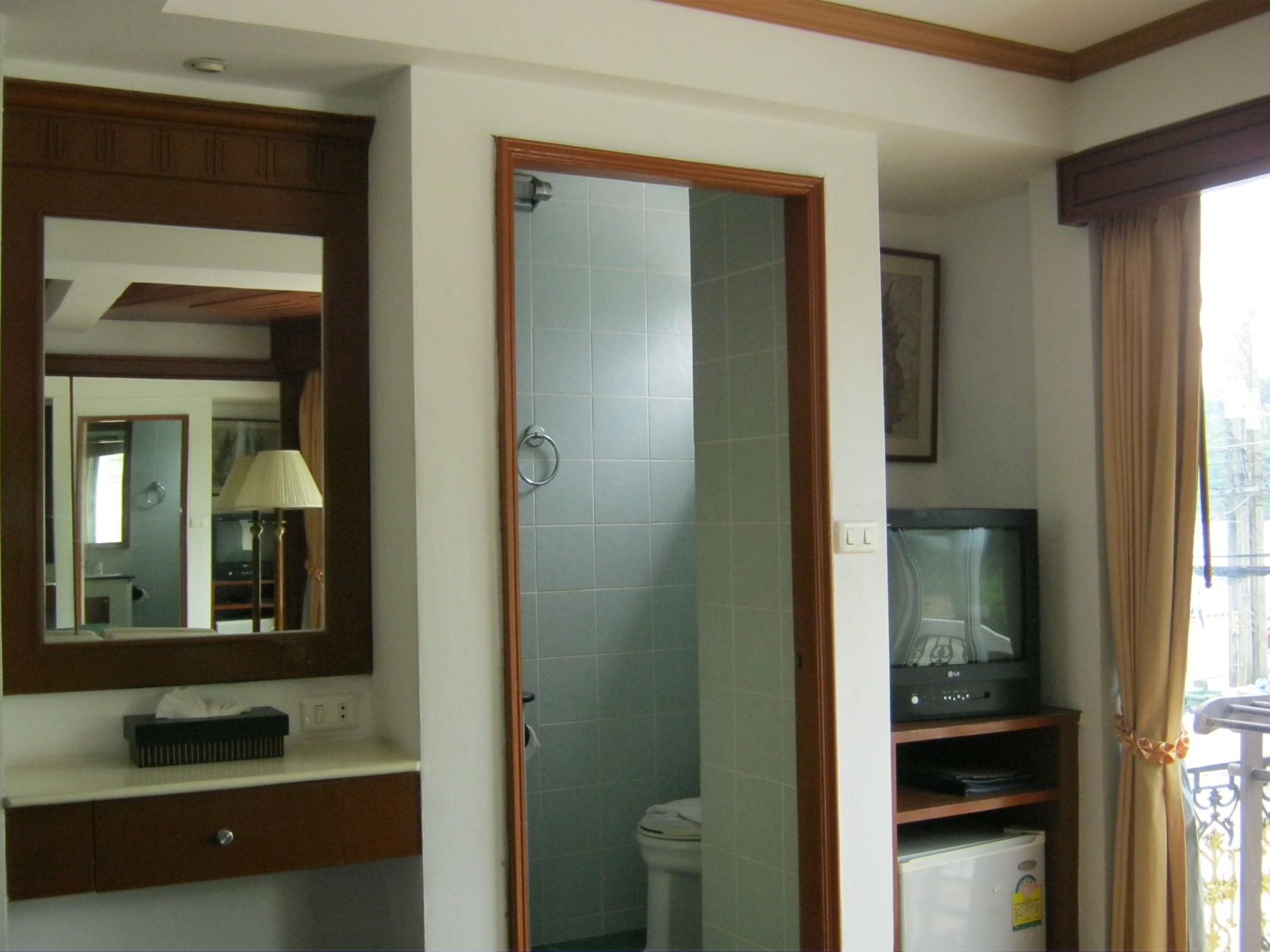 The Orchid Hotel Kalim Bay Patong Exterior foto