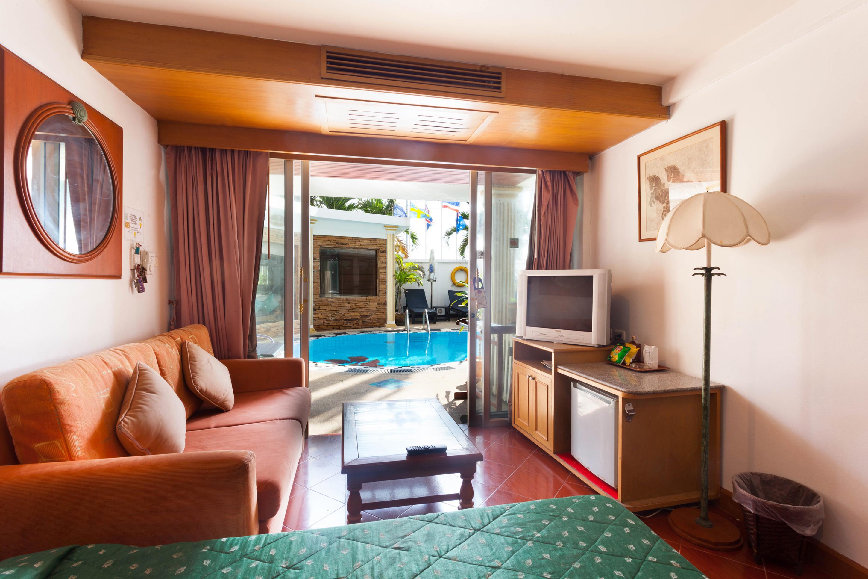 The Orchid Hotel Kalim Bay Patong Exterior foto