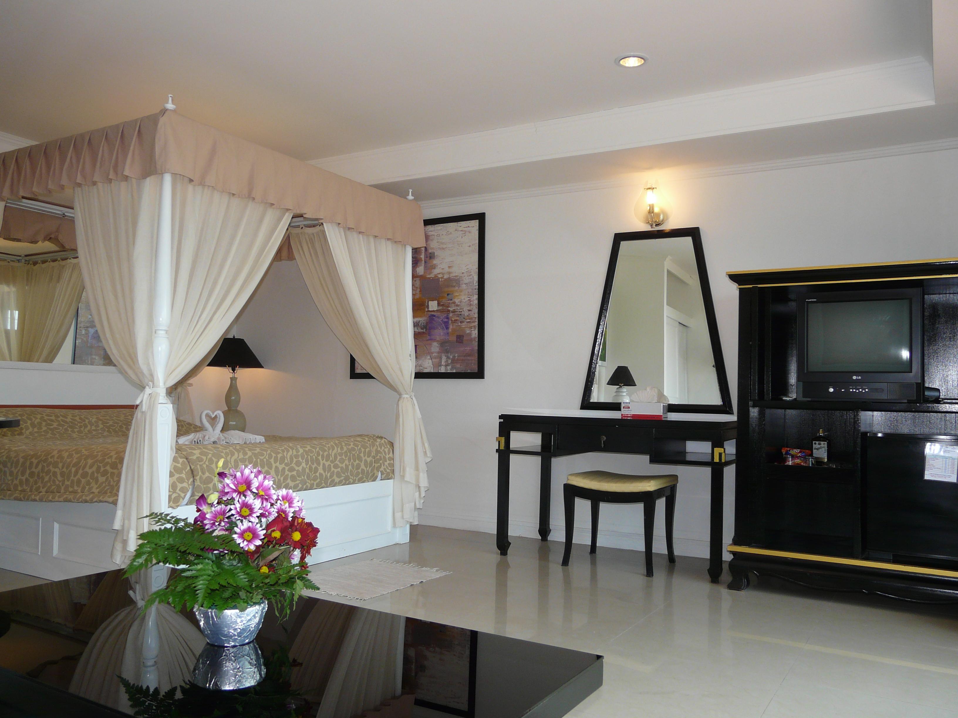 The Orchid Hotel Kalim Bay Patong Exterior foto